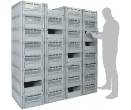 Example of Euro Containers as a Pickwall