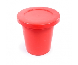 Lid on 10 Gallon Bin