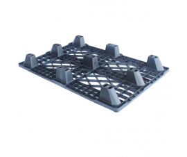 Feet on Plastic Pallet