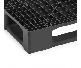 Medium Duty Plastic Pallet Detail